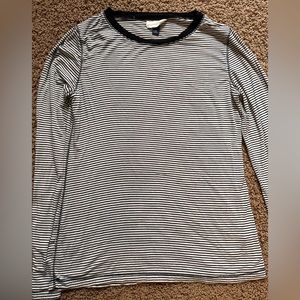 Universal Thread black and White Striped long sleeve top